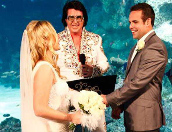 Elvis Tribute Show Sydney - Elvis Singer - Tribute Band